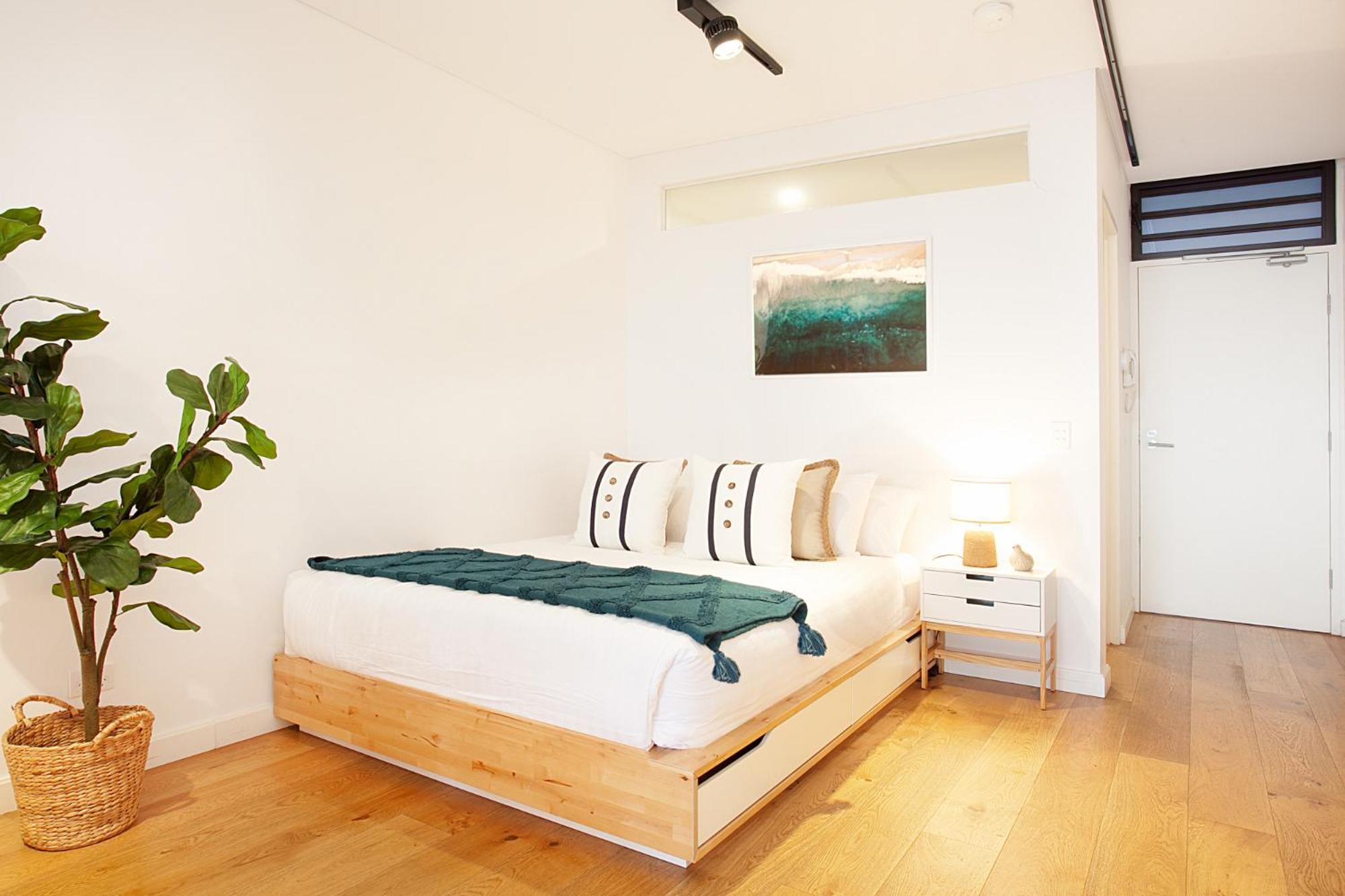 Stylish With Balcony Near Darling Square Apartment